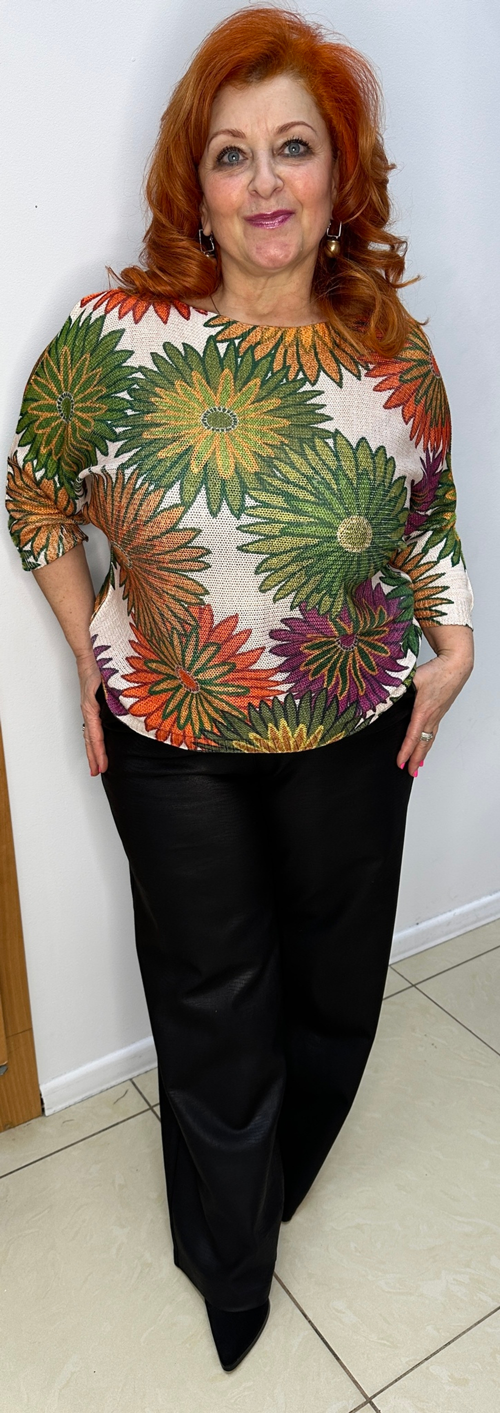 Яркий трикотажный джемпер-блузон "ириска"