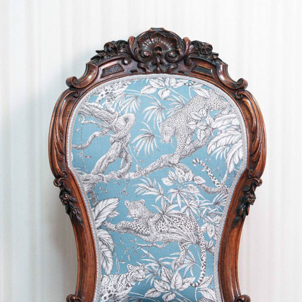 Кресло из палисандра в стиле Людовика XVI