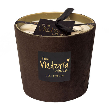 nan Свеча ароматическая Velvet dark brown Victoria with Love Коричневый