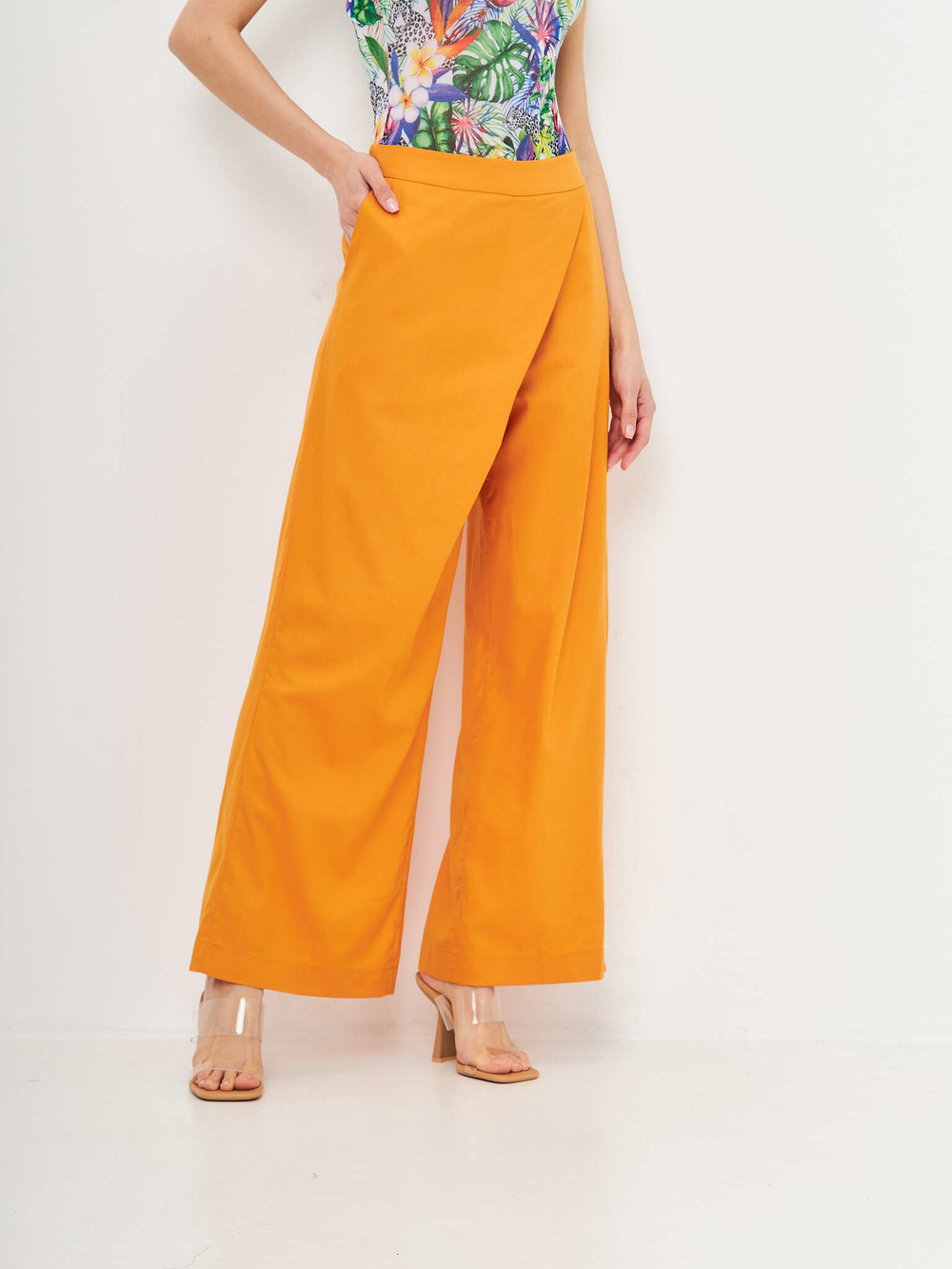 Женские брюки на запах оранжевые