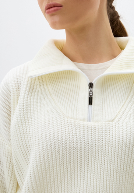 Свитер на замке, цвет молочный