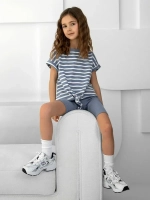 Голубой костюм для девочки на лето в полоску