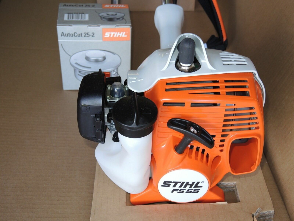 Триммер STIHL FS55 бензиновый, ширина скашивания 55см, полная комплектация с катушкой и ножом ОРИГИНАЛ