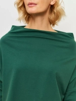 Лонгслив оверсайз с вырезом лодочка