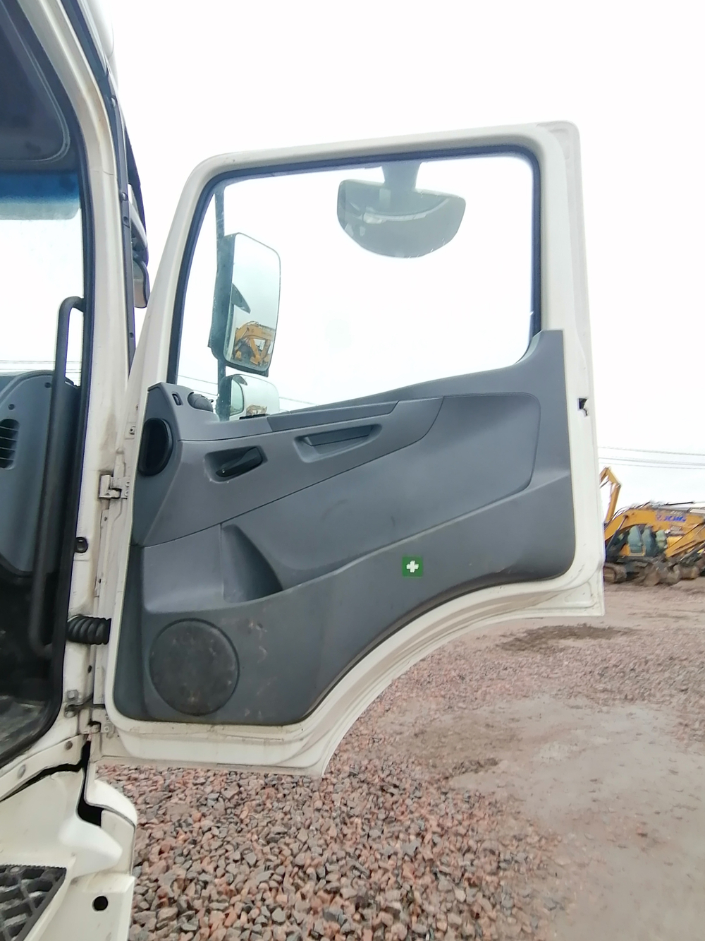 КамАЗ 5490 4x2 Седельный тягач 5490-S5 (Дизель/Газ, 12,0 л, 401 л.с., МТ)