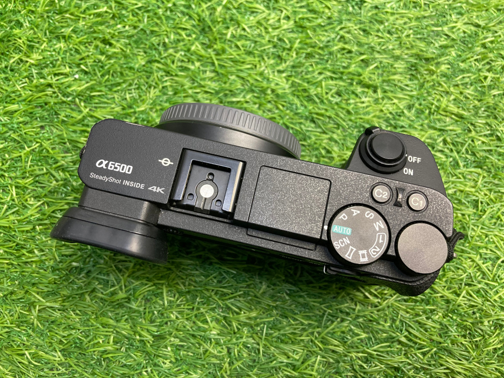 Sony A6500 + SmallRig + бат. блок (11.300 кадров)