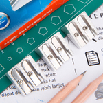 Точилка DELI "39762", металлическая, 2 отверстия, серебро