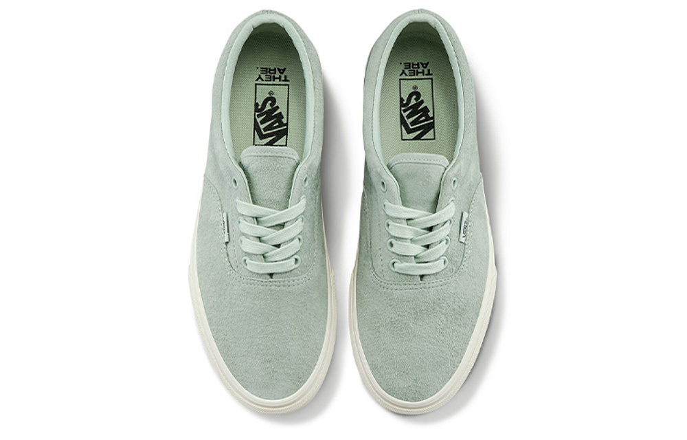 They are x Vans Era low-top sneakers for men and women with the same mint green year of the Ox limited