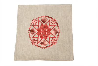 Салфетка с вышивкой