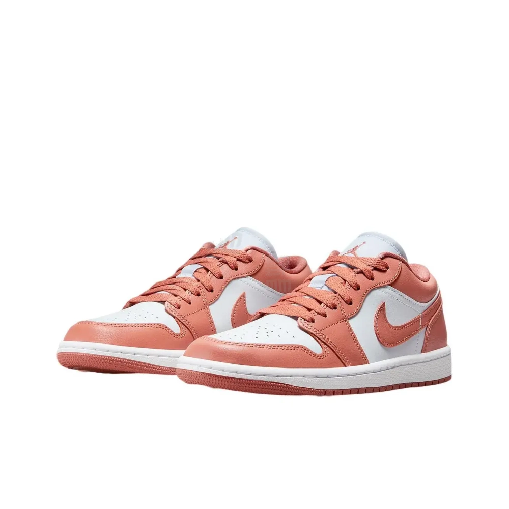 Женские кроссовки Air Jordan 1 Low 'Sky J Orange' DC0774-080