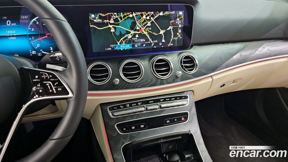 Mercedes-Benz E-Class W213 E250 AMG Line (06.2023)
