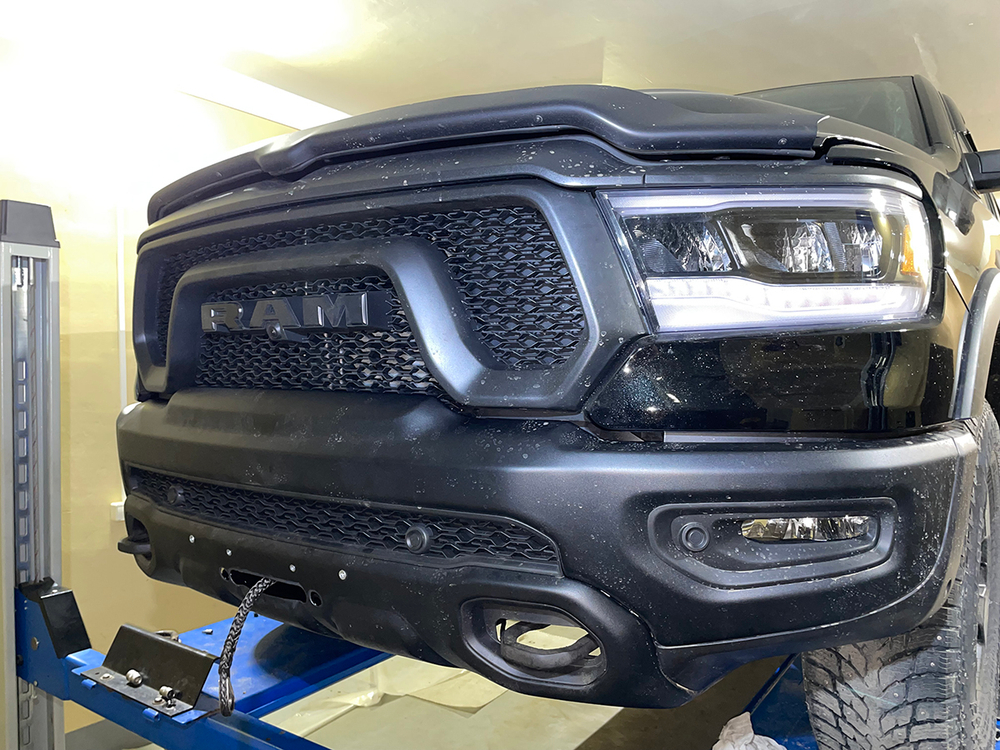 Площадка под лебёдку в штатный бампер Dodge Ram 1500 Rebel 2019+ (бензин) РИФ