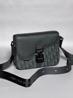 Сумка через плечо Christian Dior Saddle