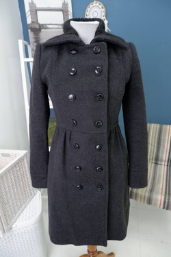 Пальто весенне-осеннее 42 размер