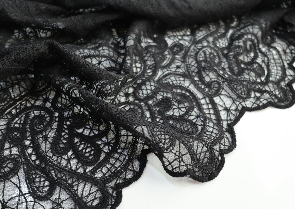 ЧЕРНЫЙ - ХБ Вышивка на органзе (1404 Маша) УЦЕНКА!