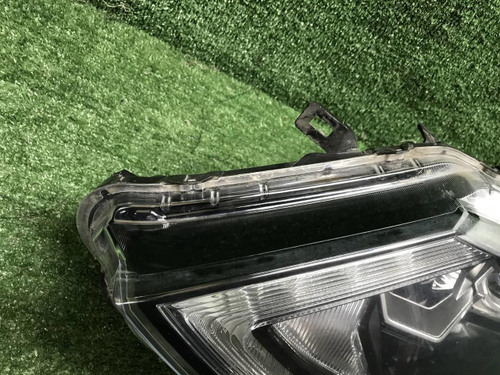 Фара левая Nissan Qashqai J11 (13-19) LED