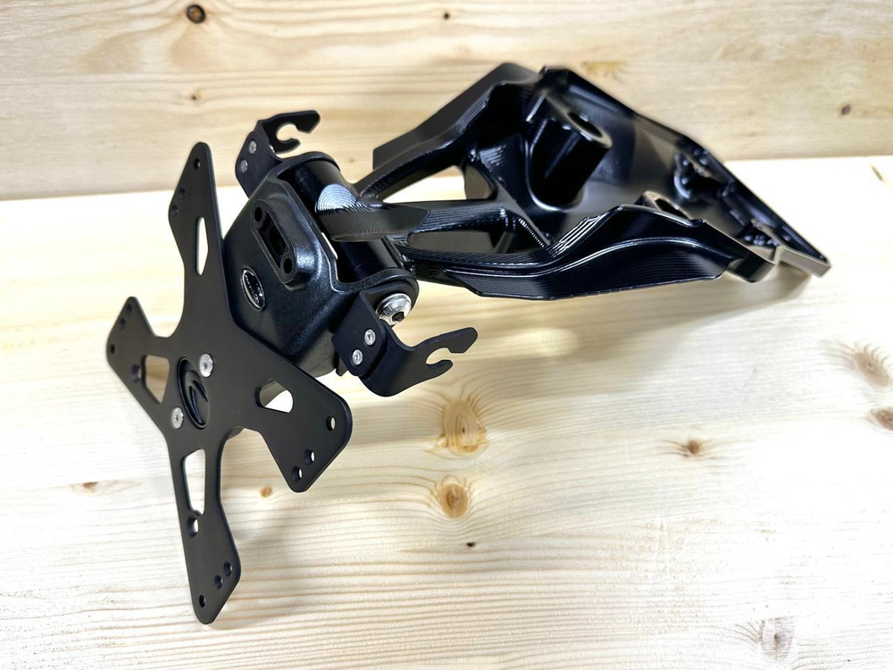 Evotech-rc Короткое крепление номерного знака Ducati Multistrada V4  ESTR-0826