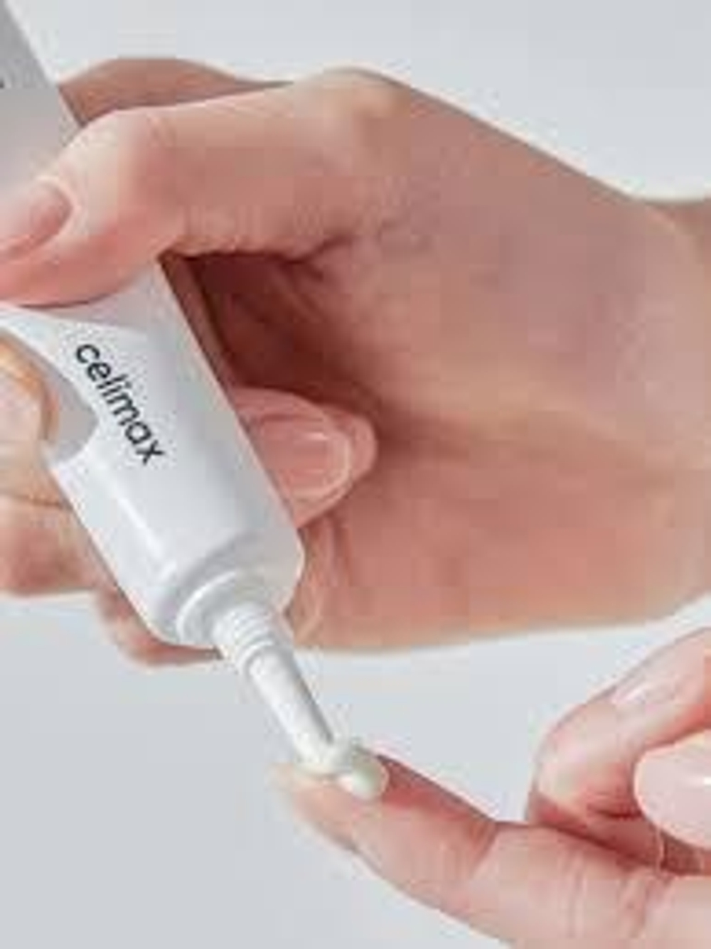 Крем для области вокруг глаз с экстрактом нони (Celimax The Real Noni Ultimate Eye Cream )