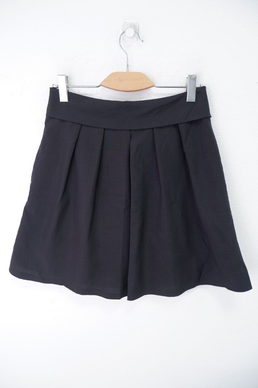 Юбка практичная 48 размер