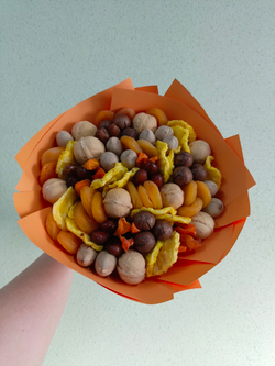 Букет из сухофруктов