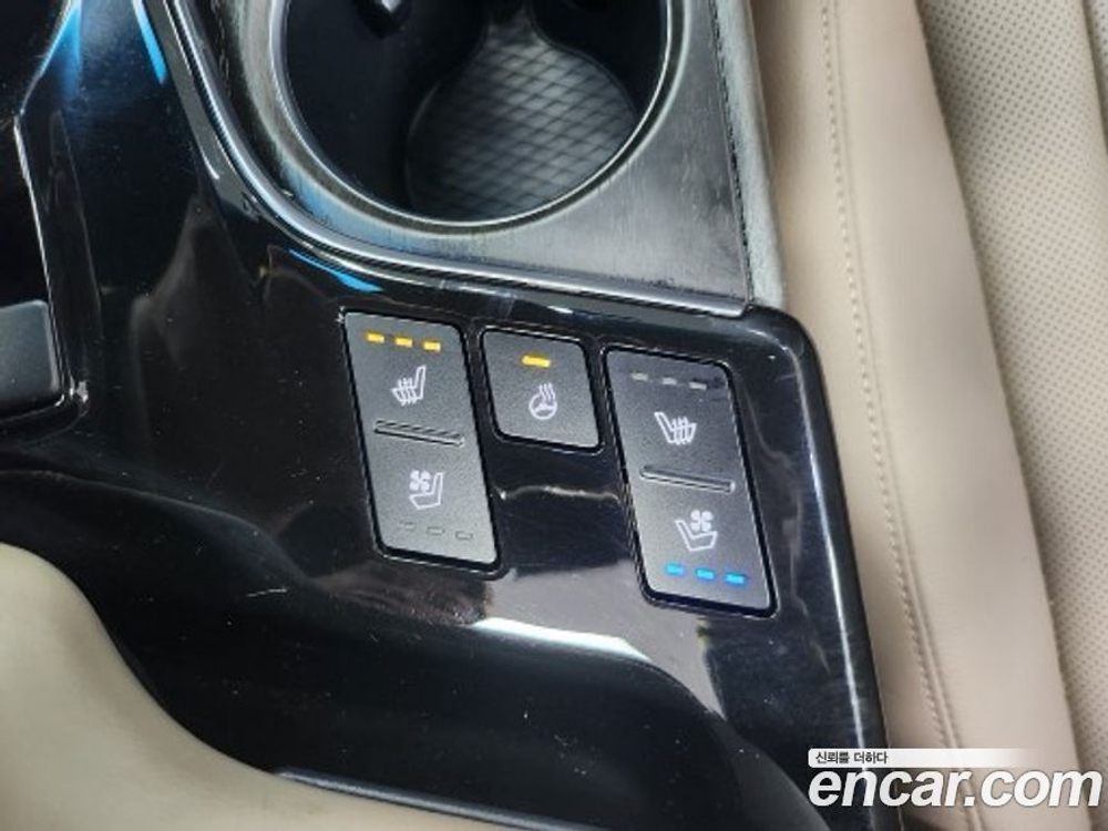 Kia K8 Hybrid Noblesse (09.2021)