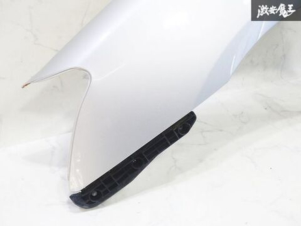 крыло переднее левое Toyota Premio NZT260 ZRT265