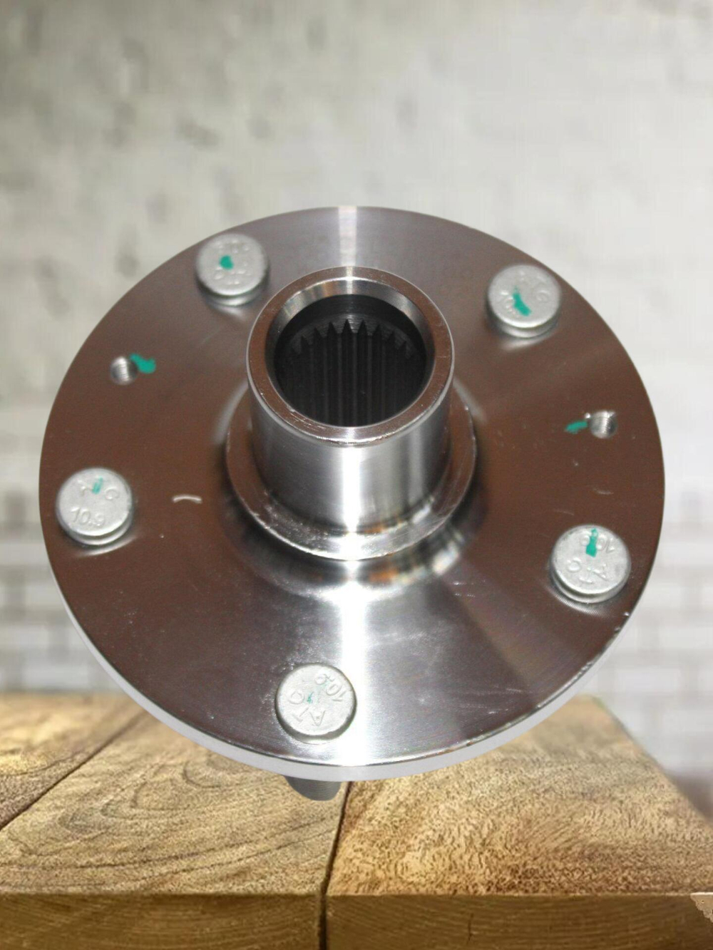 Ступица передняя 3103110U3400 для JAC JS4 / Москвич-3