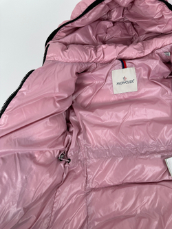 Пуховик Moncler