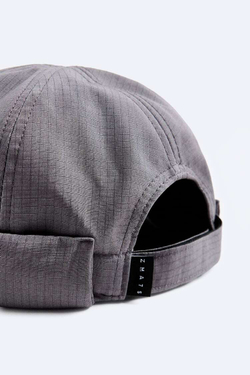 ZARA КОРОТКАЯ ШАПКА, СЕРО-КОРИЧНЕВЫЙ