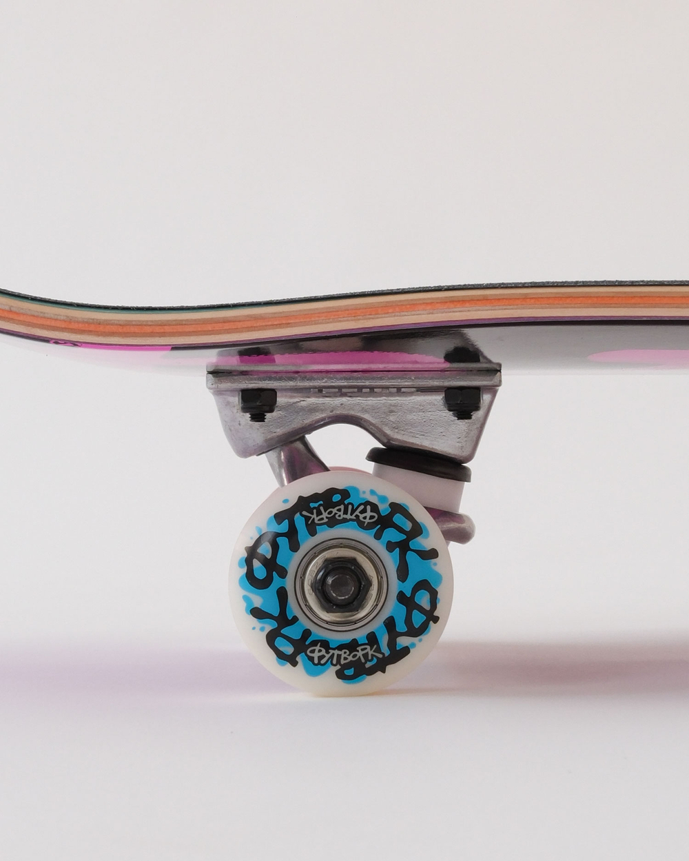 Скейтборд Футворк Лого Неон Розовый 7.87”