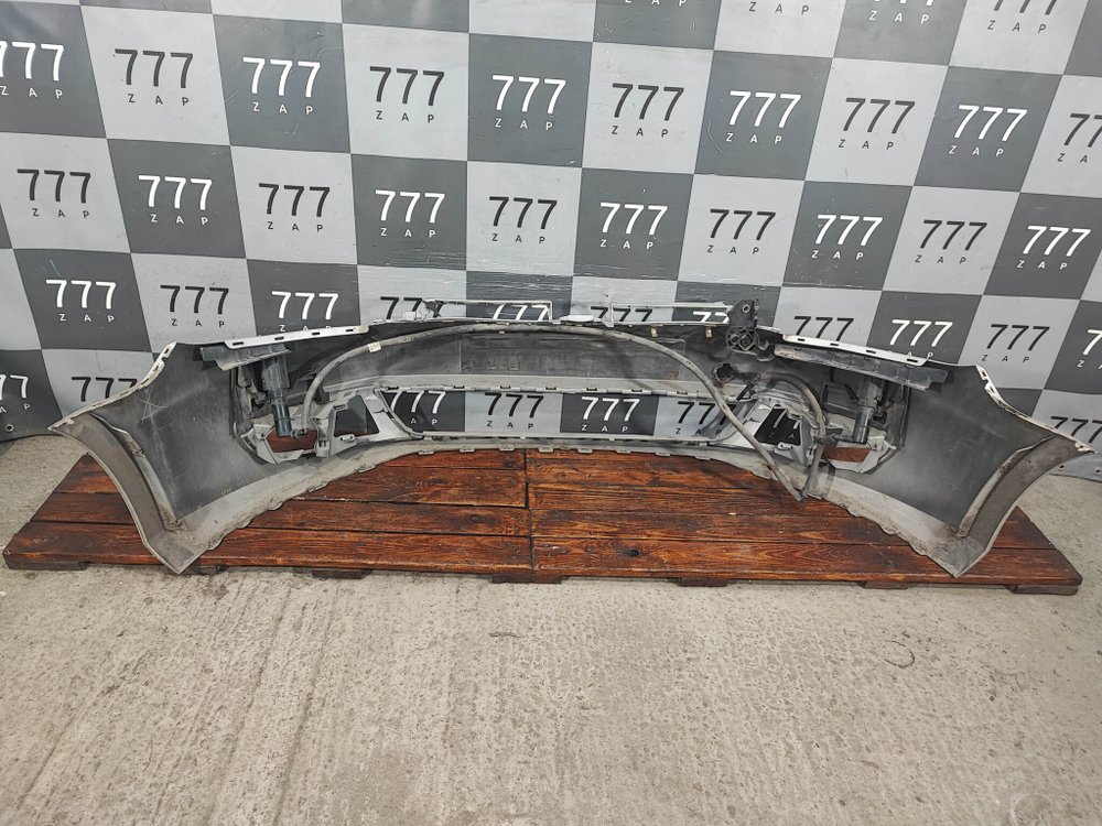 Бампер передний Volkswagen Golf 6 08-12 Б/У Оригинал 5K0807221