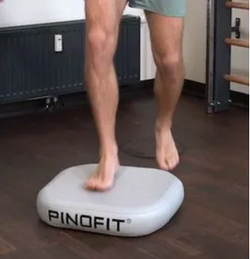 Тренажер баланса Pinofit Air Pad 50х50х10см