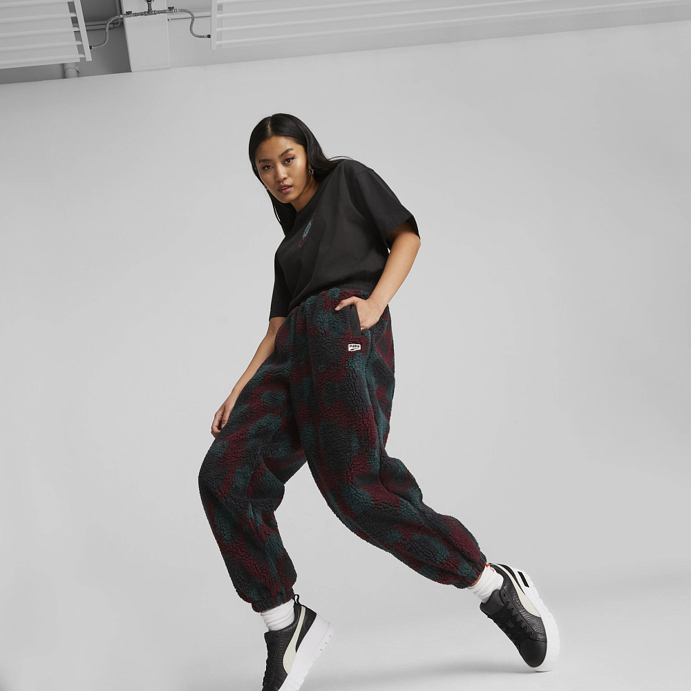 Женские брюки PUMA DOWNTOWN AOP Sherpa Pants