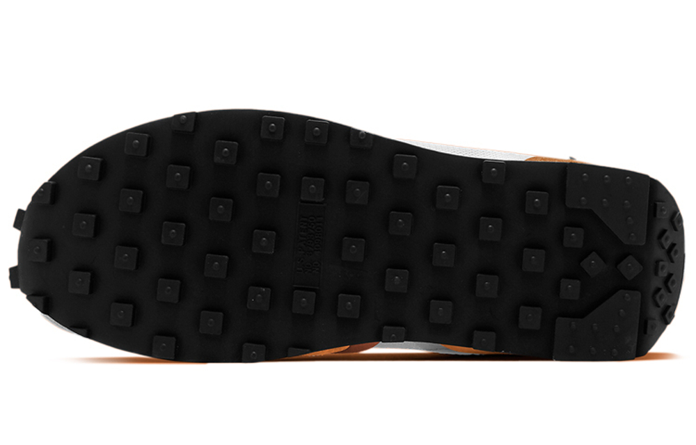 Кроссовки Nike Daybreak