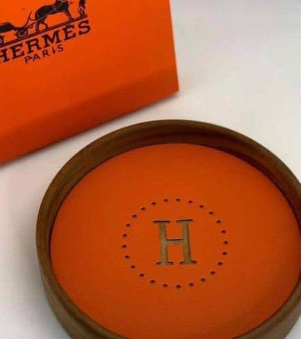 Поднос Hermes 23 см