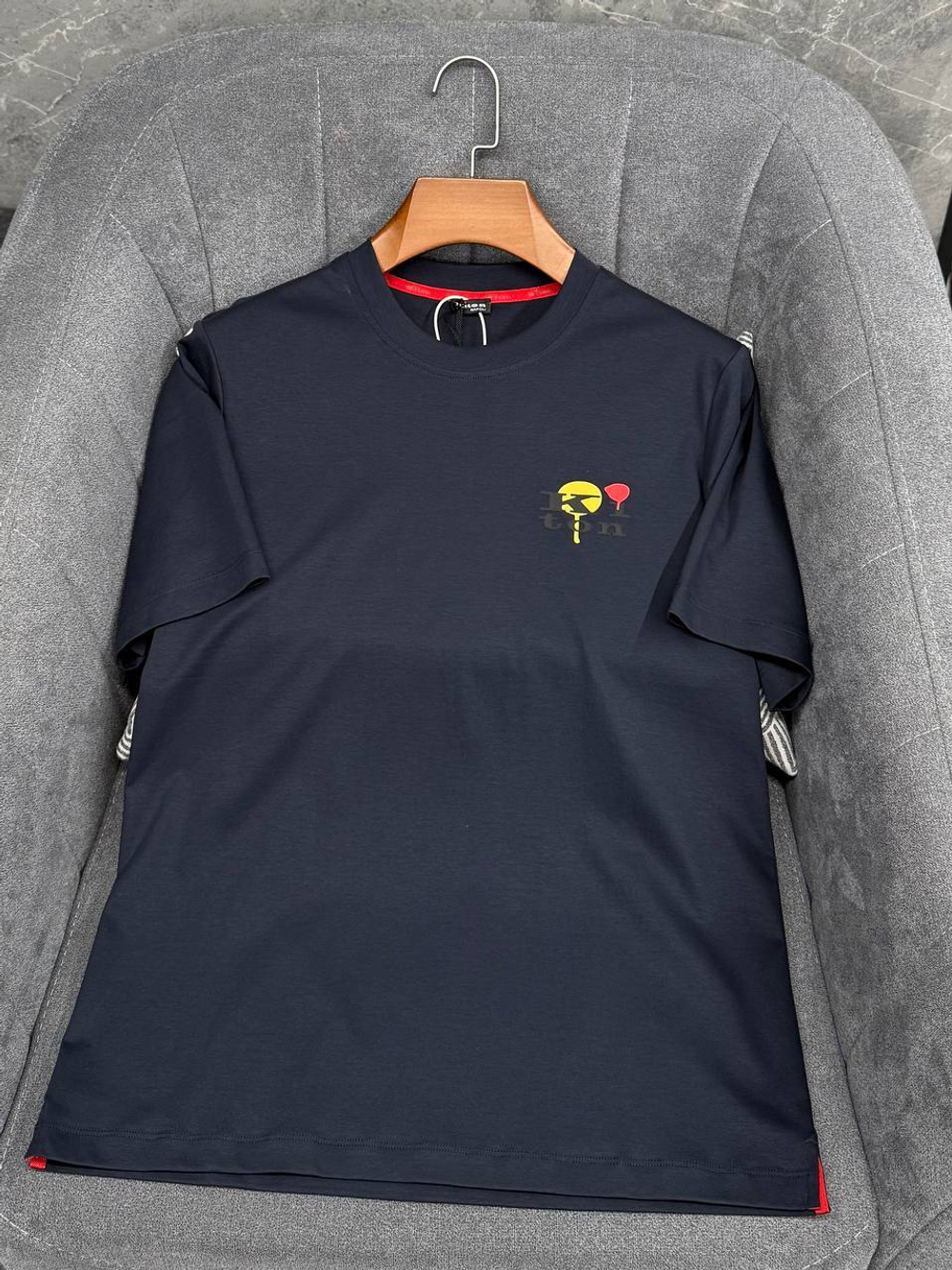 Футболка Kiton