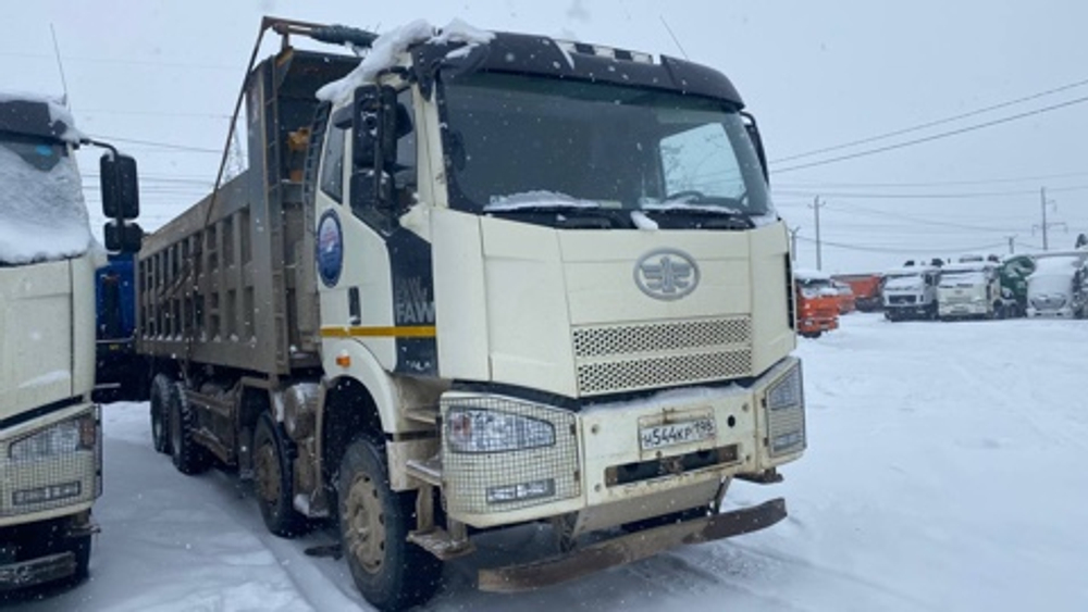 FAW J6 8x4 Самосвал СА3310Р66K24T4E5 (Дизельный, 11,1 л, 420 л.с., МТ)
