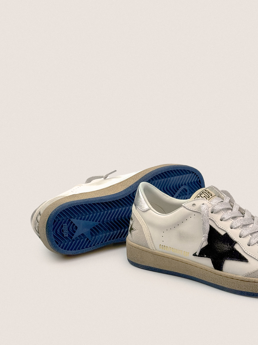 Ball Star in white leather with black star and heel tab
