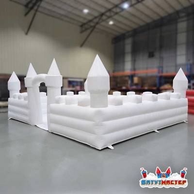 Надувная игровая комната «Белая крепость», 6×5×2,3 м