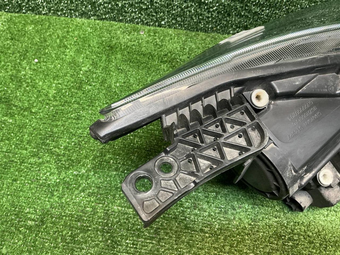 Фара левая Changan Alsvin (2018-н.в.) галоген