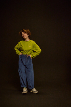 Брюки-бананы из вельвета, индиго