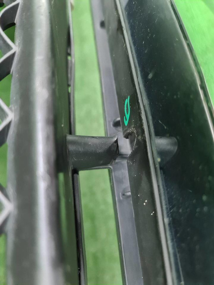 Бампер передний Mercedes E W213 16-21 AMG В сборе