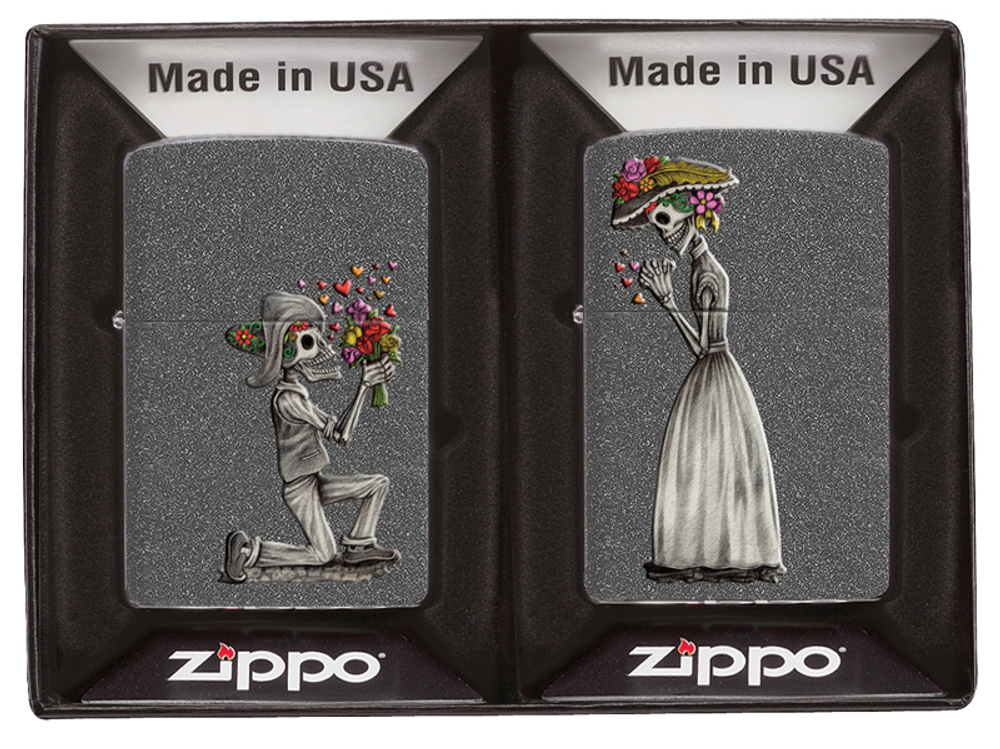 Набор Zippo Влюбленные зомби из двух зажигалок с покрытием Iron Stone, серые, матовые