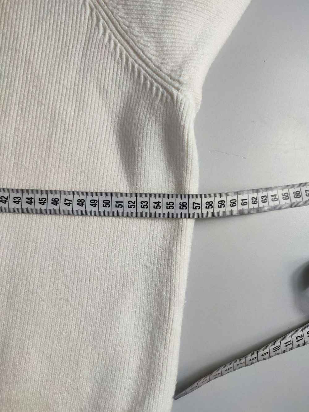 Джемпер Zara с вискозой вязаный 44 размер