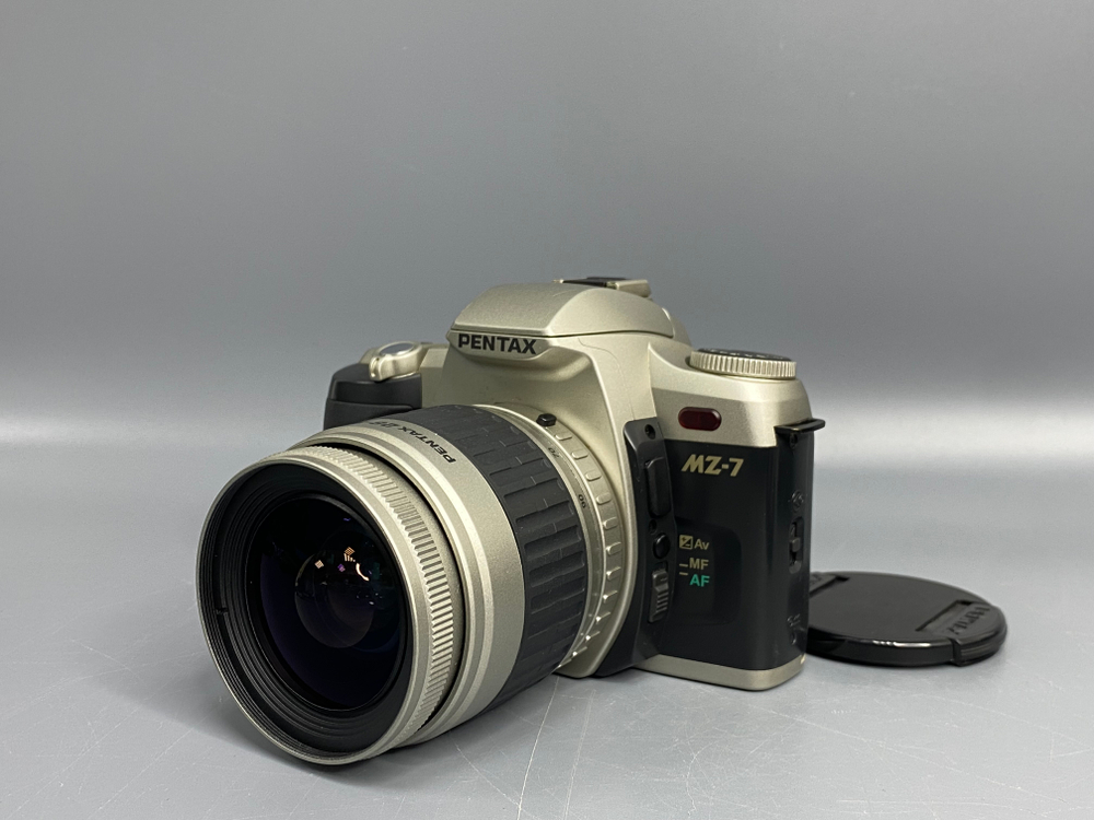 Pentax MZ-7 kit SMC Pentax-FA 28-90mm