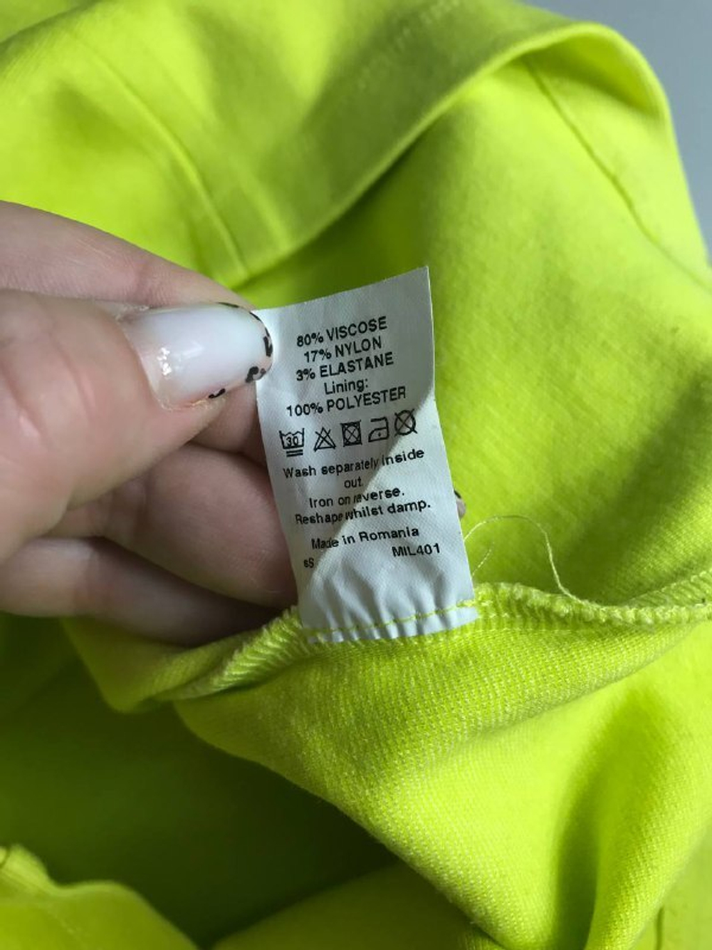 Платье River Island сочного цвета, маркировка 10, визуально на 42/44 размер