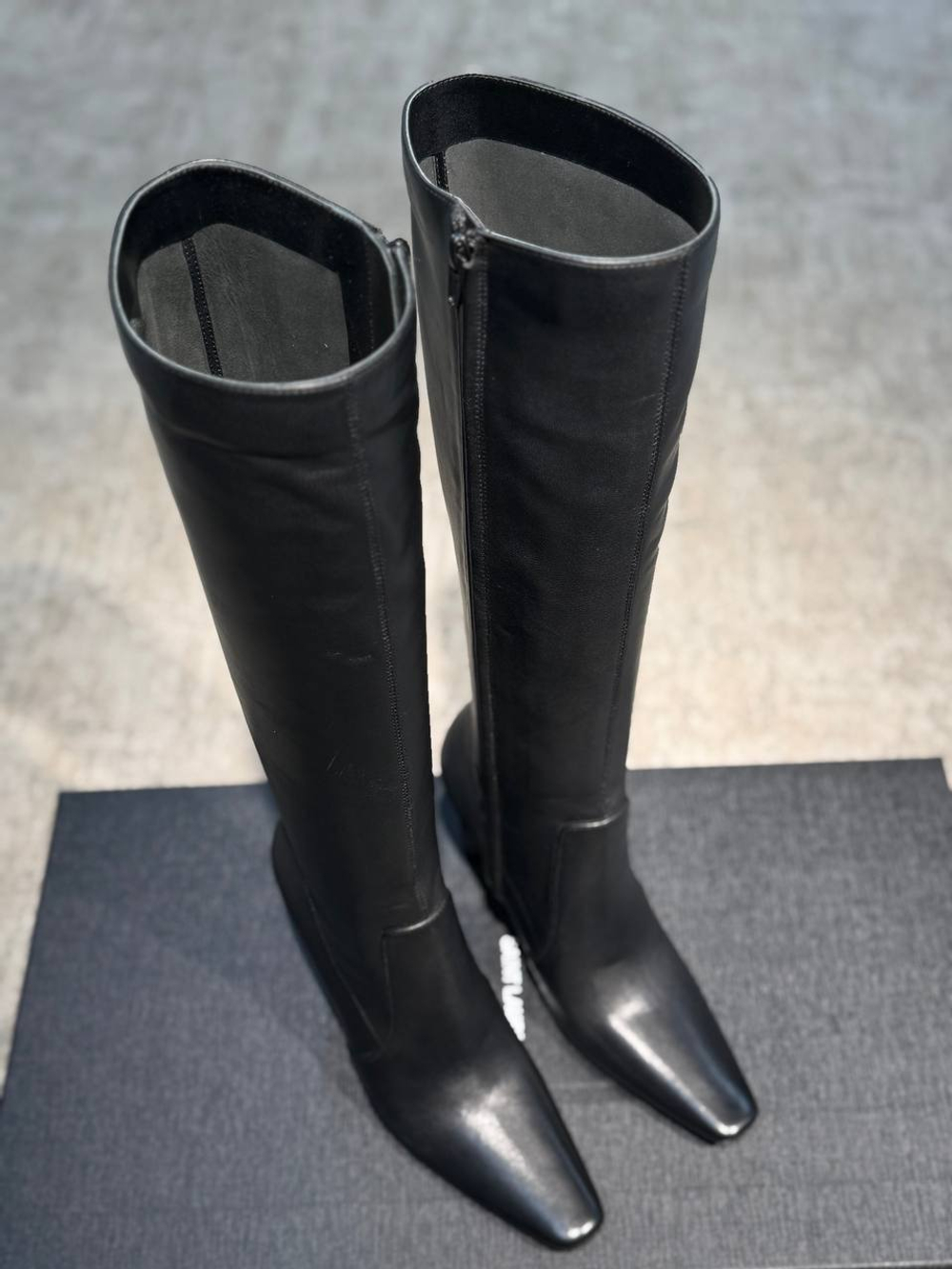 Сапоги Yves Saint Laurent