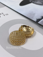 Серьги золотистые перфорированные