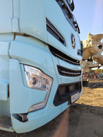 Shacman (Shaanxi) SX* 4x2 Седельный тягач SX4188YY381 (Дизельный, 12,5 л, 473 л.с., МТ)