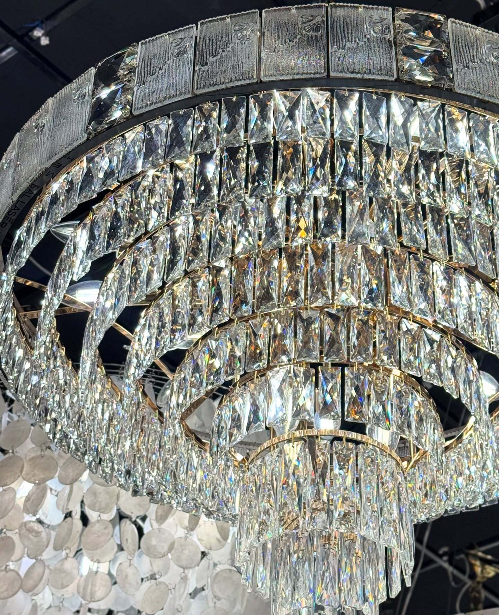 Роскошная хрустальная люстра с каскадным дизайном